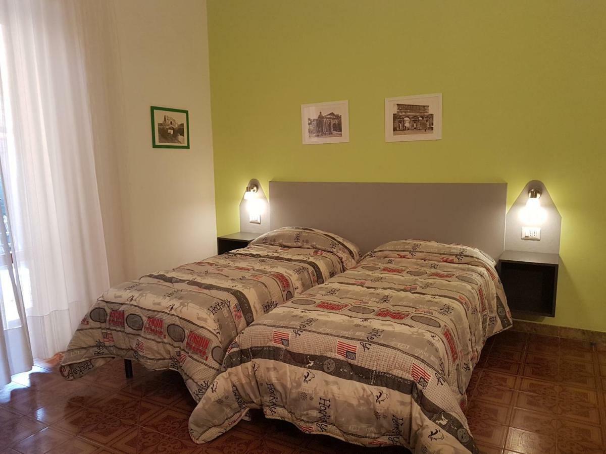 L'Arancio B&B Cecchina Bagian luar foto